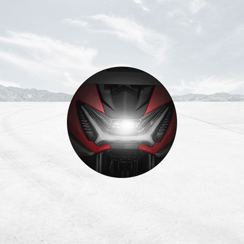head-light-912231918_930x620