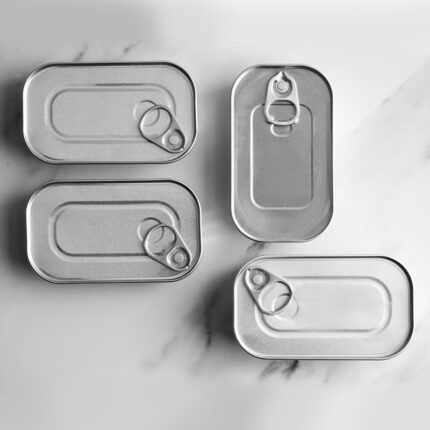 This bowl is typically made of ceramic, glass, or plastic and comes with a secure lid. Its rectangular shape allows for easy stacking and efficient use of storage space.