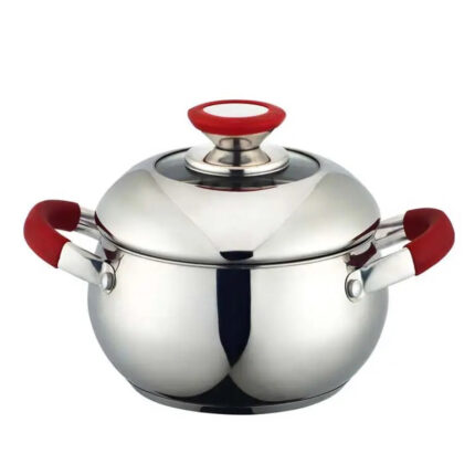 . The double wall construction of the casserole helps to insulate and retain heat, keeping the food warm for longer periods.