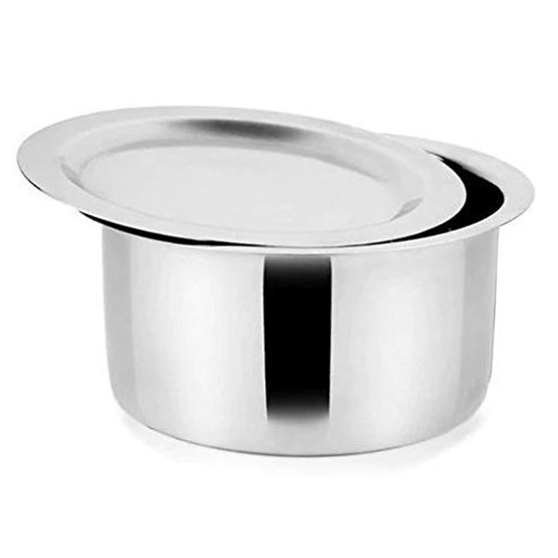 indian pan It is typically made of high-quality materials such as cast iron, stainless steel, or copper. The Indian pan features a wide, flat cooking surface and slightly curved sides, allowing for efficient heat distribution and easy stirring of ingredients.