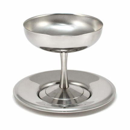 The ice cream cup is typically made of materials such as ceramic, glass, plastic, or disposable paper.